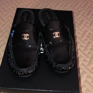 CHANEL Patent Calfskin Mules